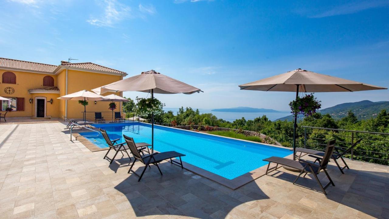 Apartments Villa Bv Abbázia Kültér fotó